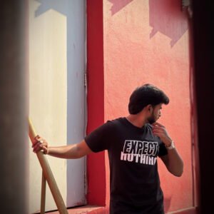 Men's T Shirt - Expect Nothing Regular Fit